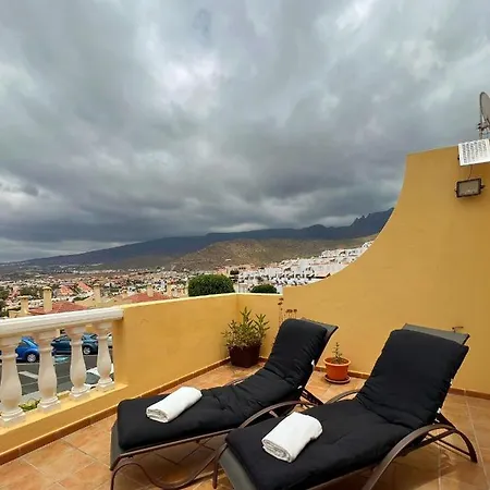 Magnolia Apartment Costa Adeje (Tenerife)